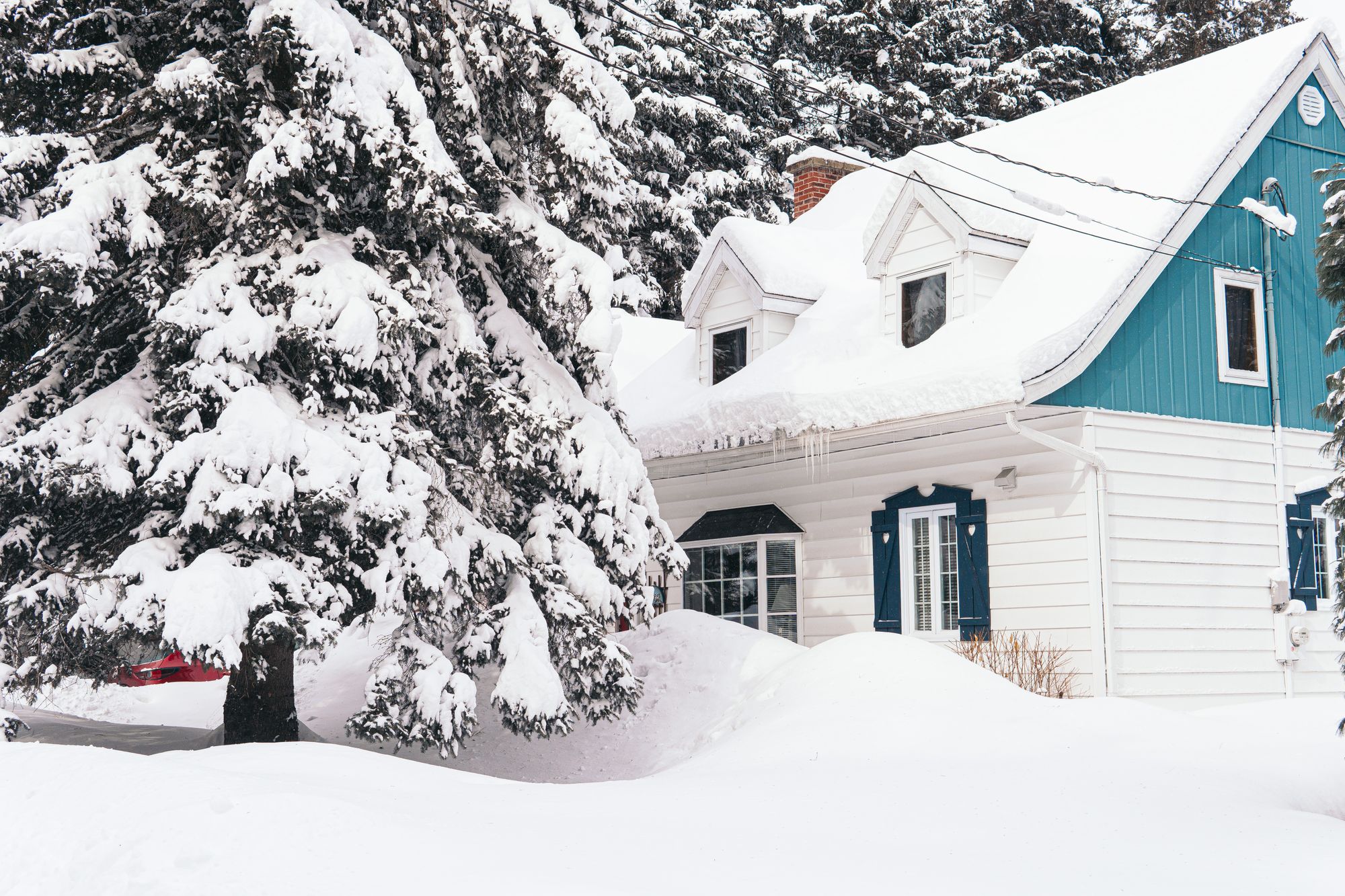Navigating the Winter Real Estate Market: A Guide to Smart Investments
